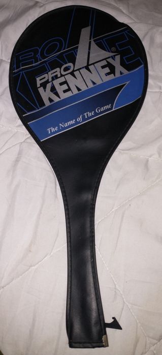 Pokrowiec etui do squasha firmy Pro Kennex
