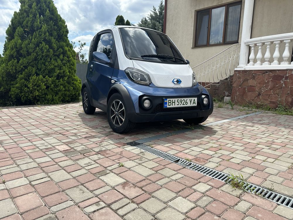 Электромобиль Cevo-C SE