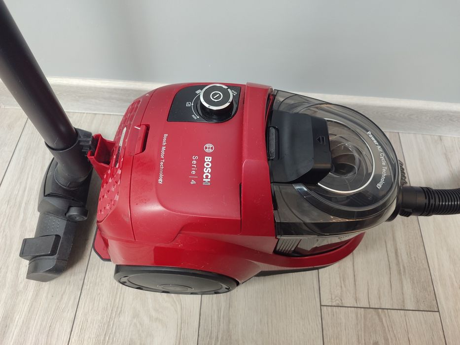 Пилосос BOSCH Бош