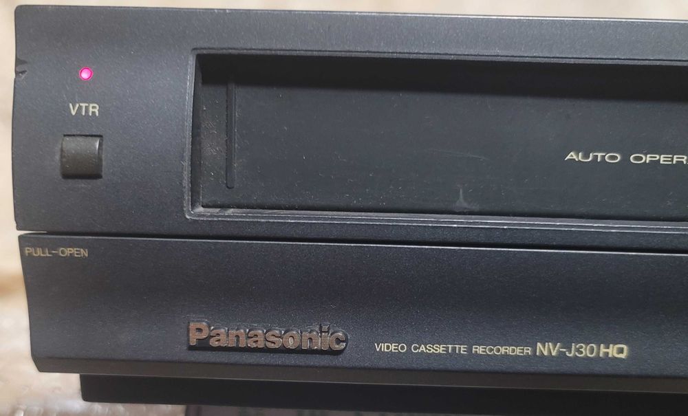 Видиомагнитафон ,Panasonic NV-J30 HQ ,бес пульта,статуэтк Japan