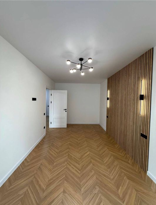 Новобудова в районі Велесу,сучасна част.меблі гардироб.