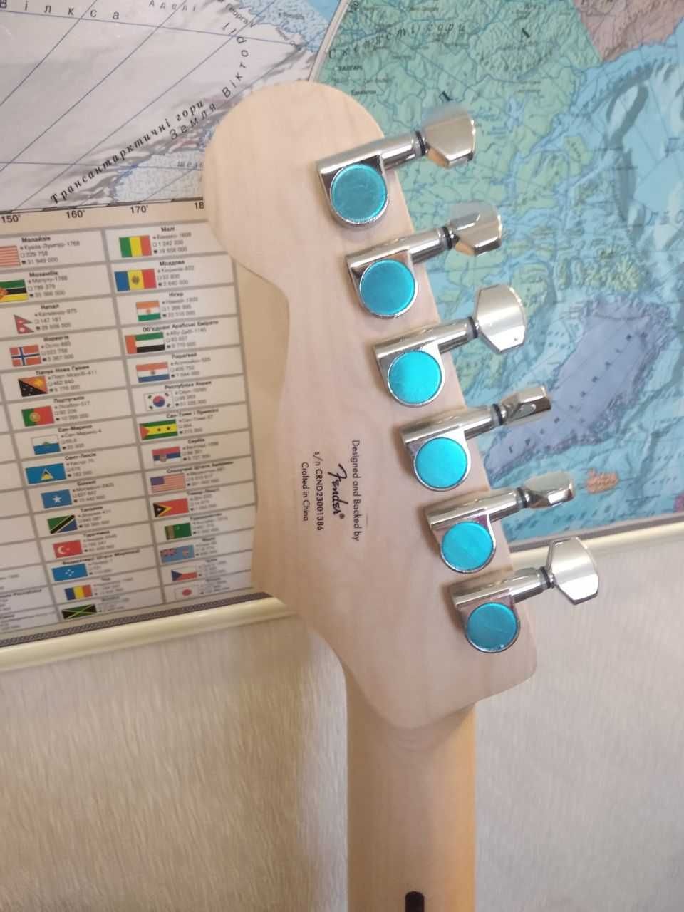 Электрогитара Fender Stratocaster Sonic 2023