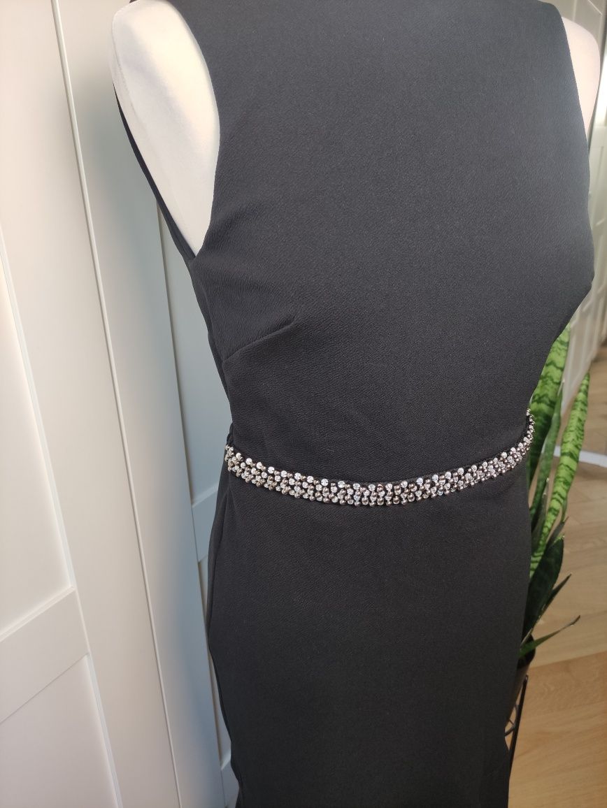 Nowa wieczorowa czarna długa sukienka z dekoltem z tyłu Silver Bloom38