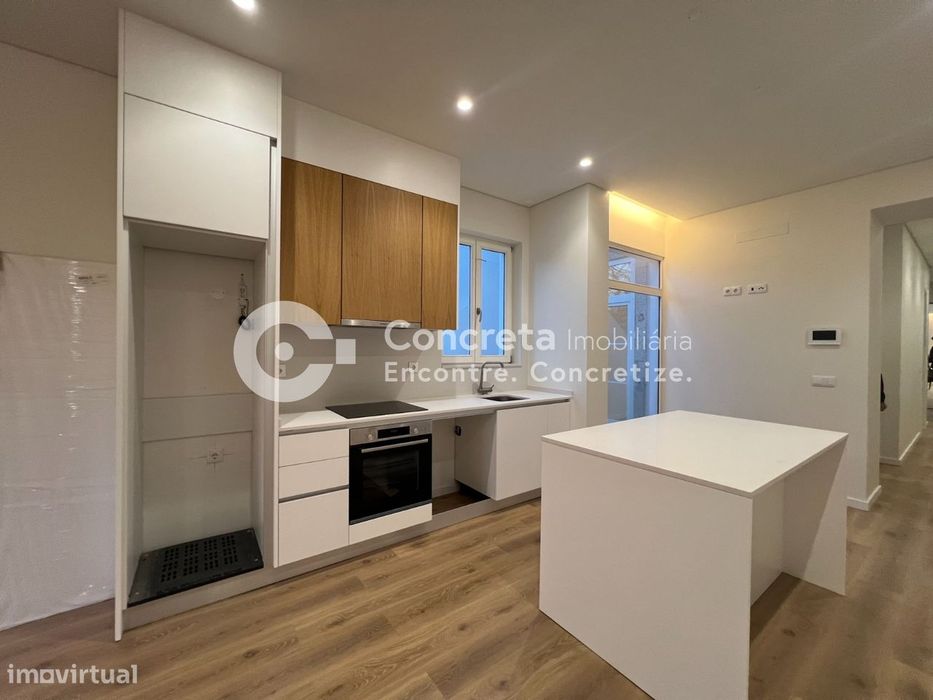 Apartamento T1+1 novo no centro histórico de Braga