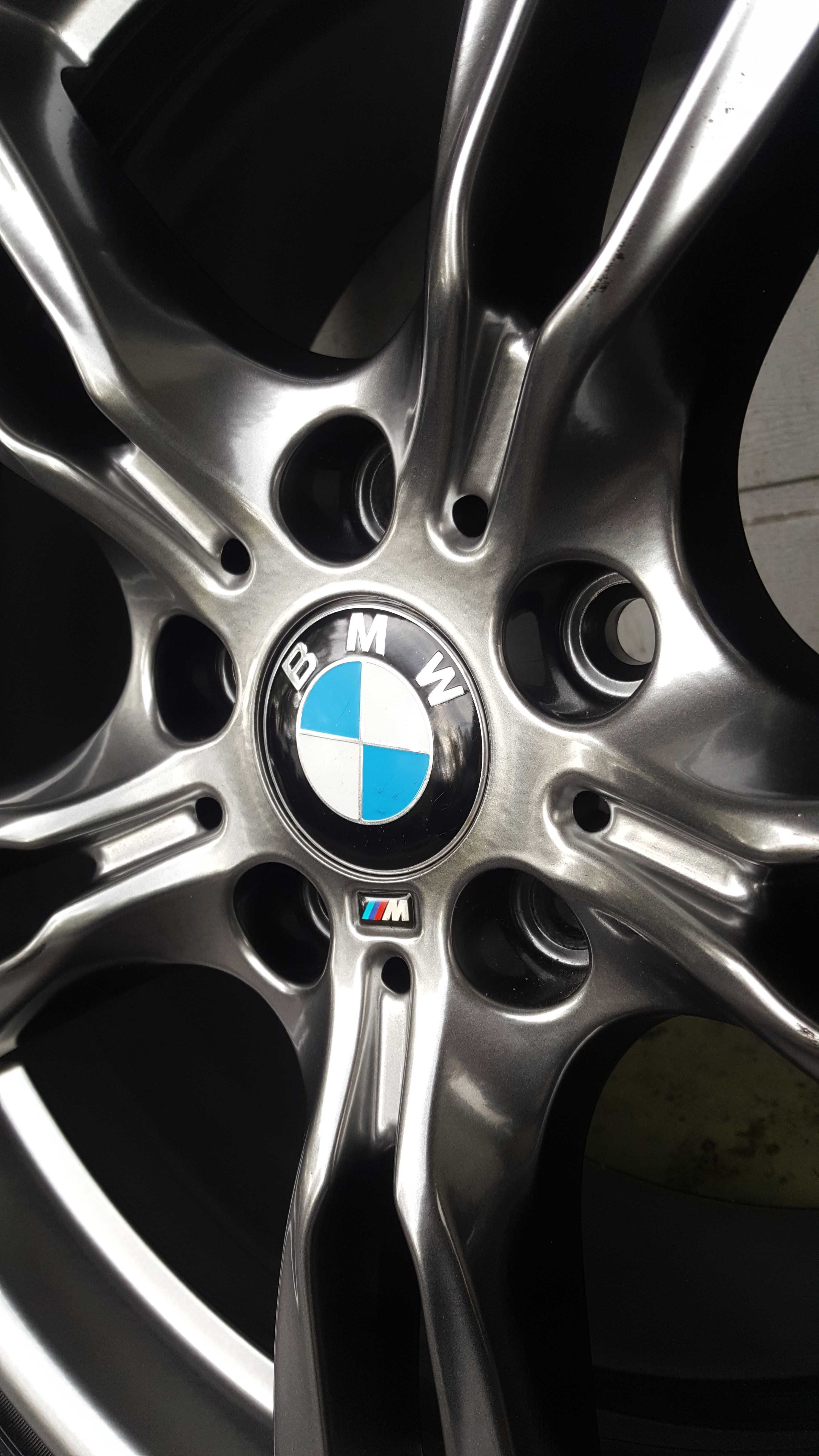 BMW F30 F31F 32 F33F36 Felgi Aluminiowe 18" w idealnym stanie