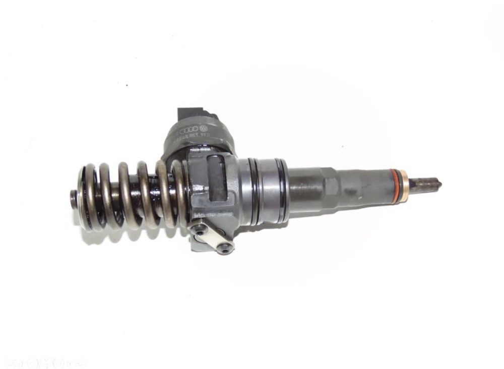 Насос-форсунка 1.4amf 1.9 bsw bxe bkc bxe bjb Skoda fabia mk2 vwcaddy