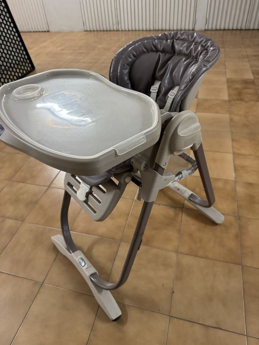 Cadeira de refeição Chicco Polly Magic