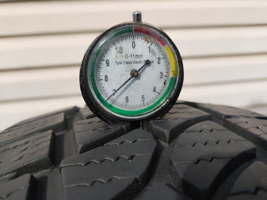 235.65.16c Dwie opony zimowe Kormoran Vanpro Winter
