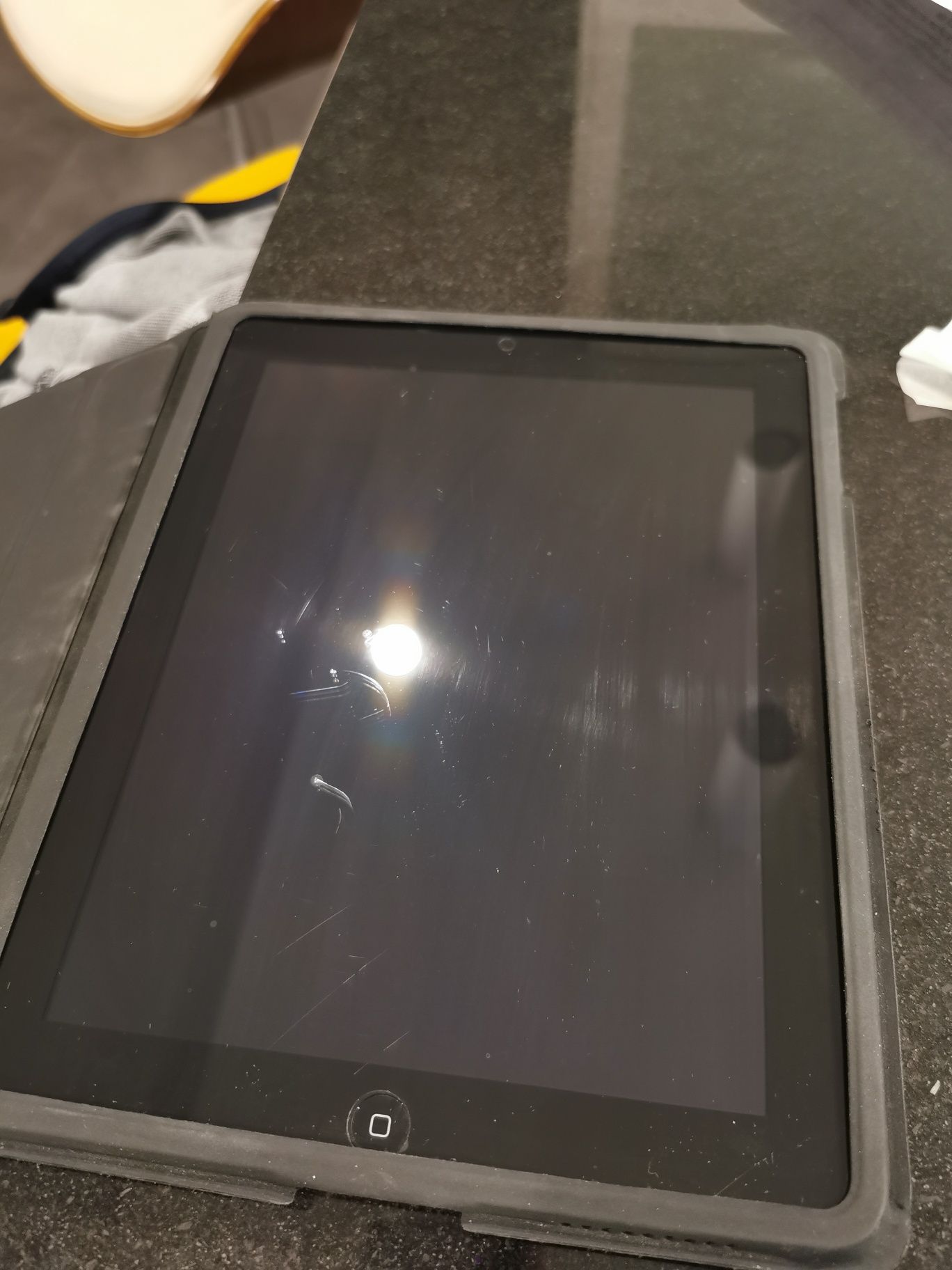 Ipad gen 1 tablet