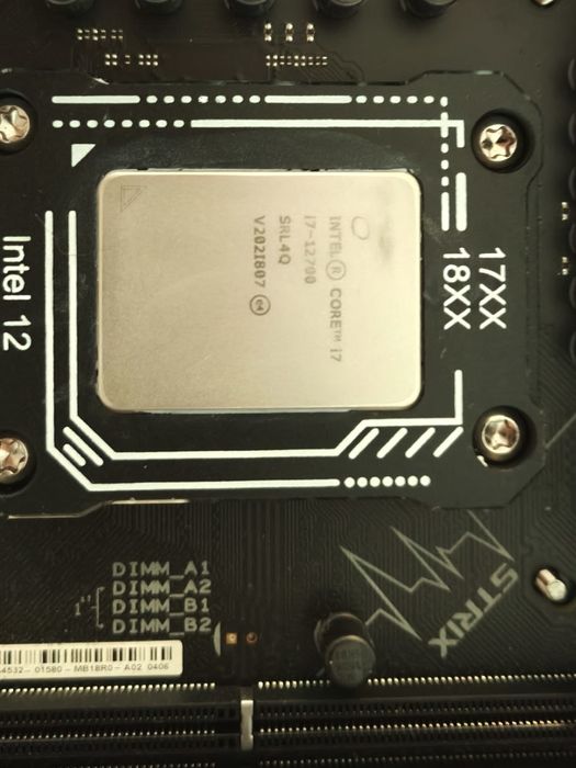 I7 12700 + Strix B660 + 7800 XT + Corsair 32GB DDR5 + Samsung 512 NVME