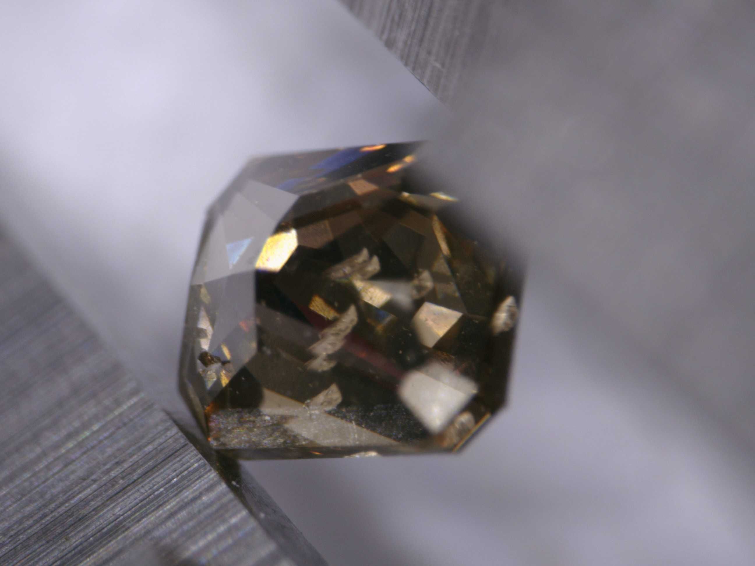 Naturalny Diament 0.17ct Brązowy Radiant I1