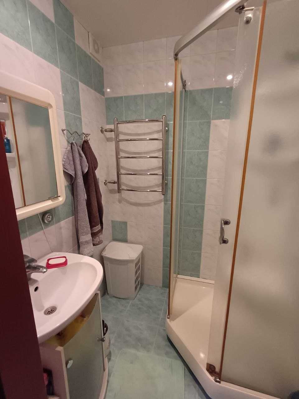 Продам ШИКАРНУЮ 4 комнатную квартиру 86 м2 с ремонтом, Победа-4