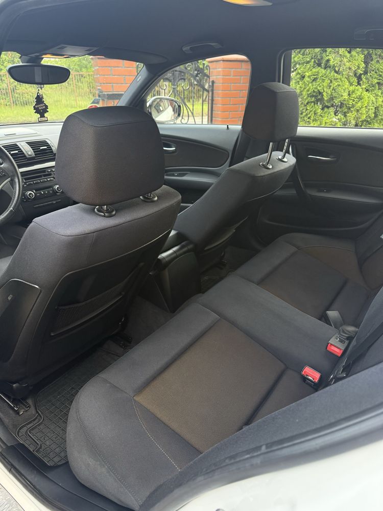 BMW Serii 1 E87 116d dodatkowo opony zimowe z 2024r
