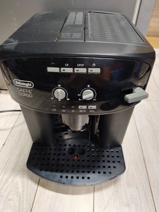 Ekspres do kawy DeLonghi Caffe Corso