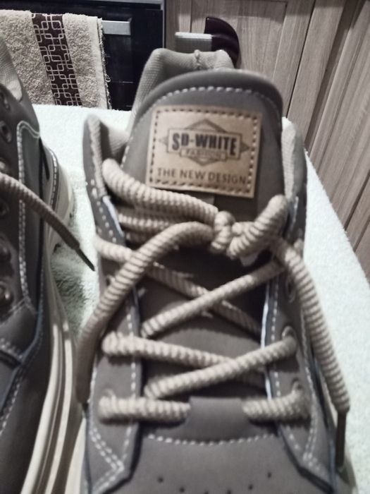 Продам чоловічі лофери