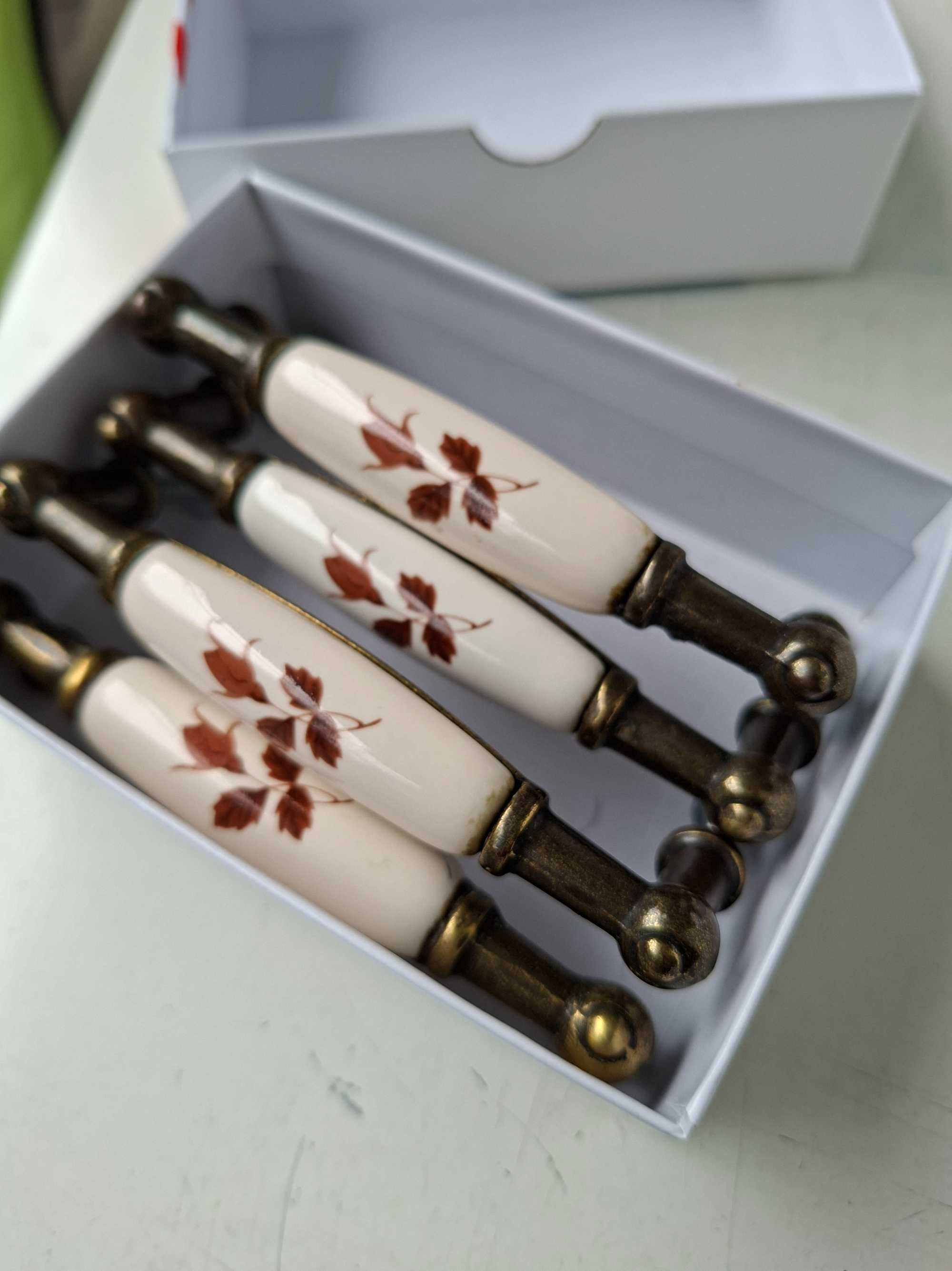 Uchwyt meblowy 4 szt. komplet ceramiczny retro