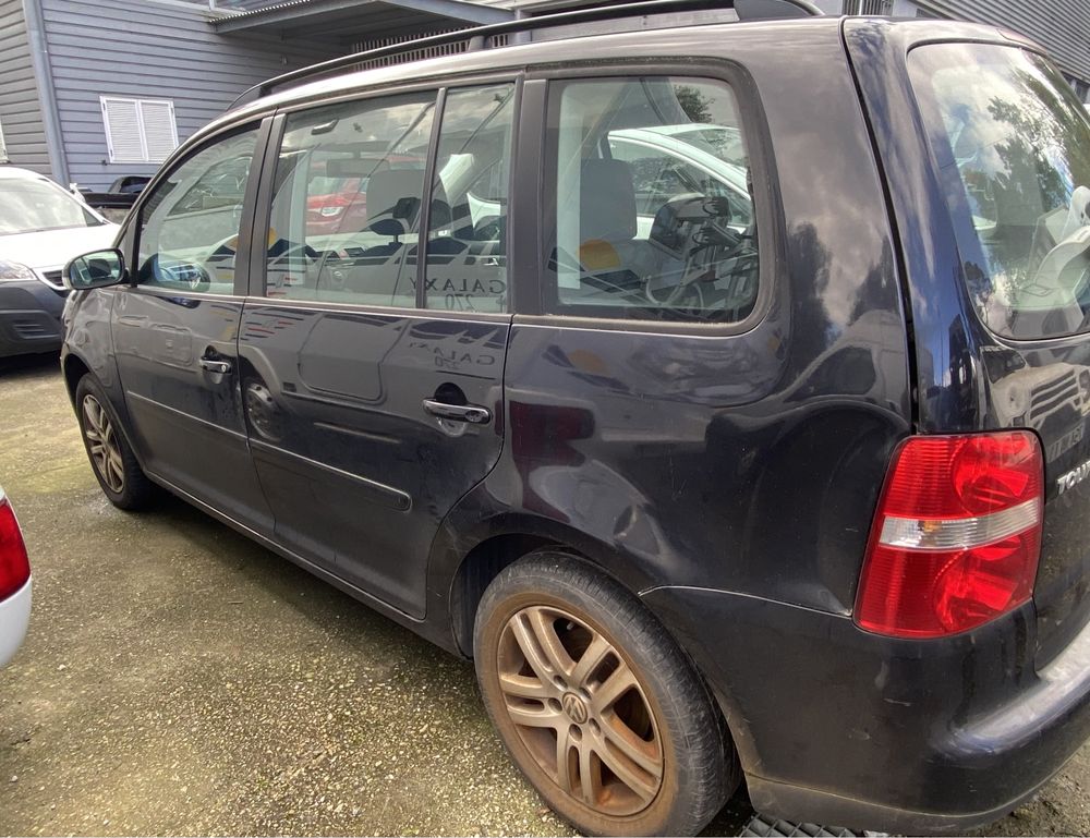 Volkswagen Touran para peças