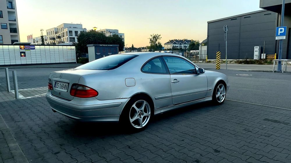 Mercedes-Benz CLK CLK 200 Avantgarde manual