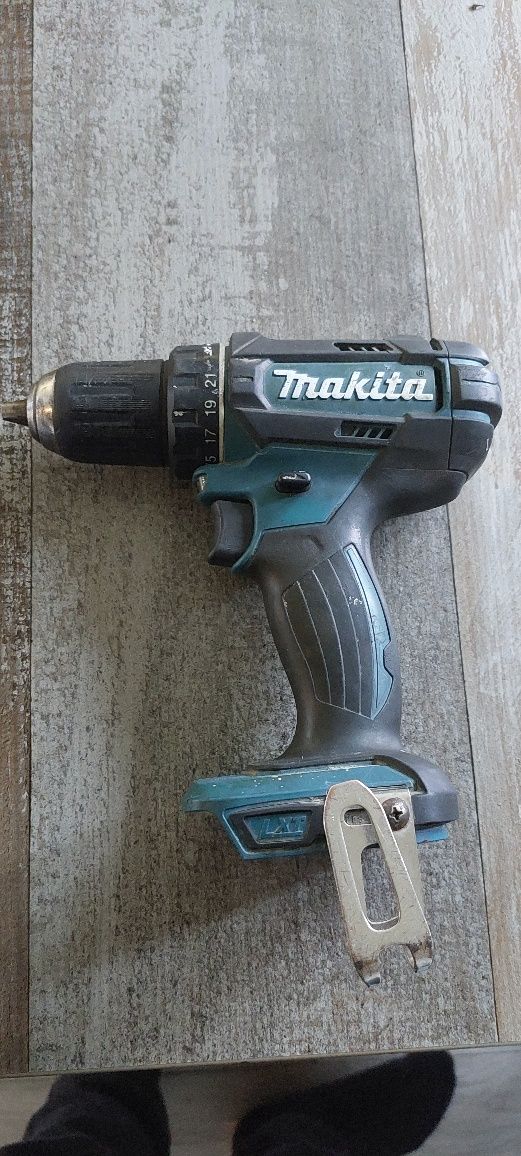 Wkrętarko wiertarka ( wkrętarka) makita DDF482 cześć 18v