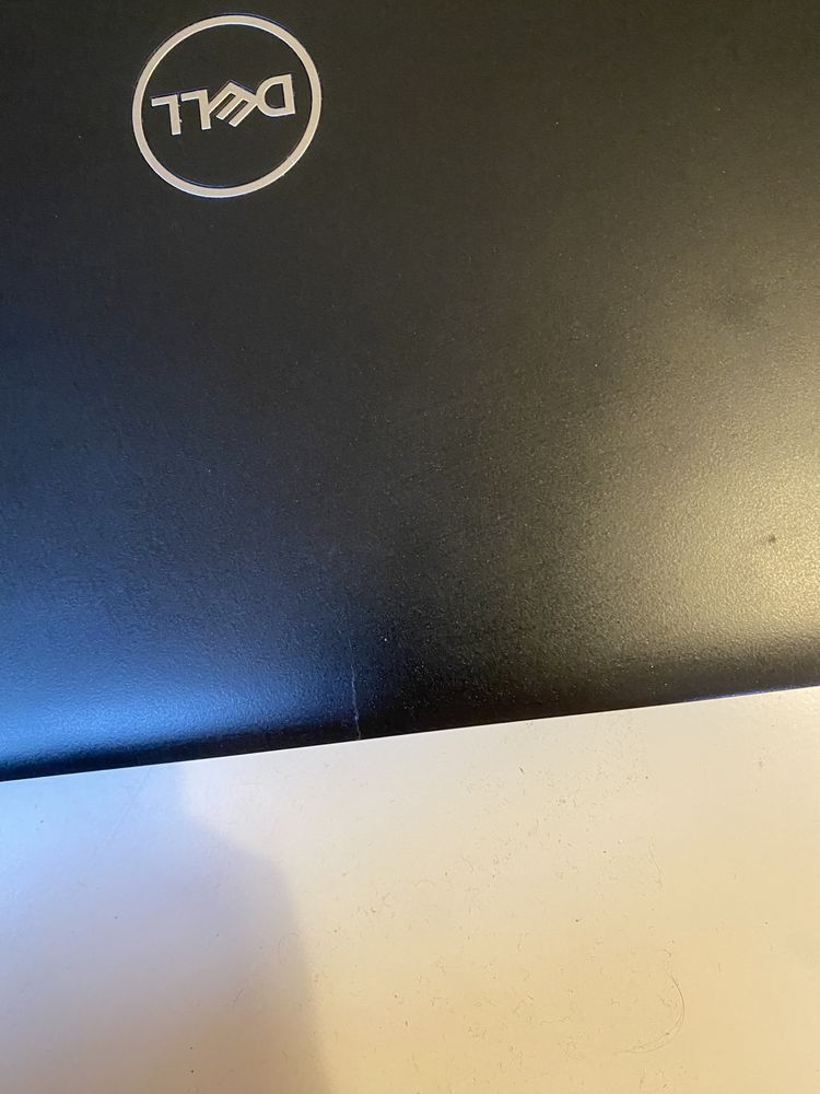 Laptop DELL latitude 5490