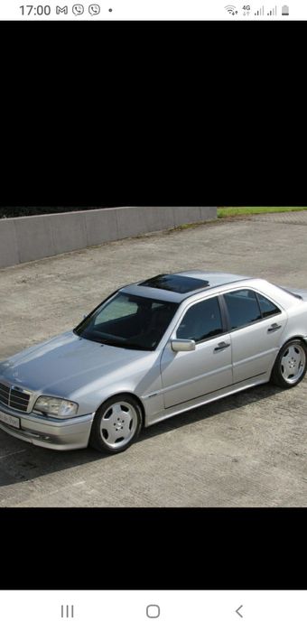 Продам дверные и заднее стекла мерседес W202 седан.