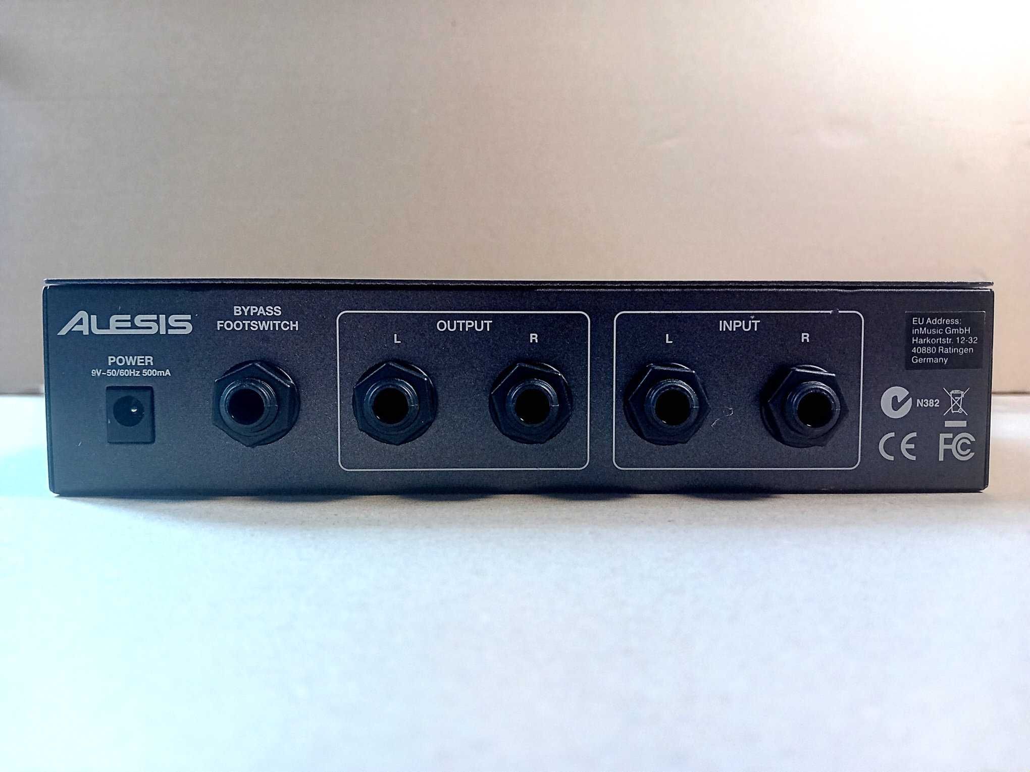 Alesis Nanoverb 2 - multiefekt do wokalu, gitary, synthów