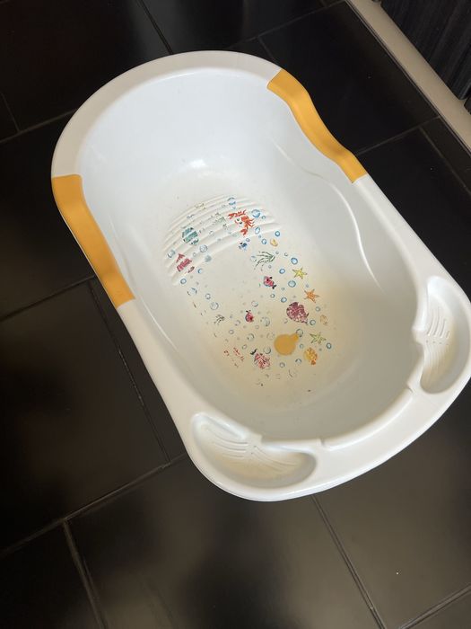 Дитяча ванночка для немовлят