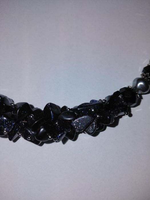 Прикраси з натурального каміння ручної роботи