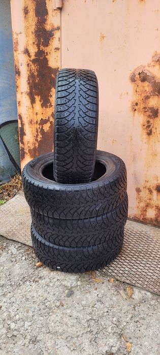NOKIAN 205/65 R16 зима