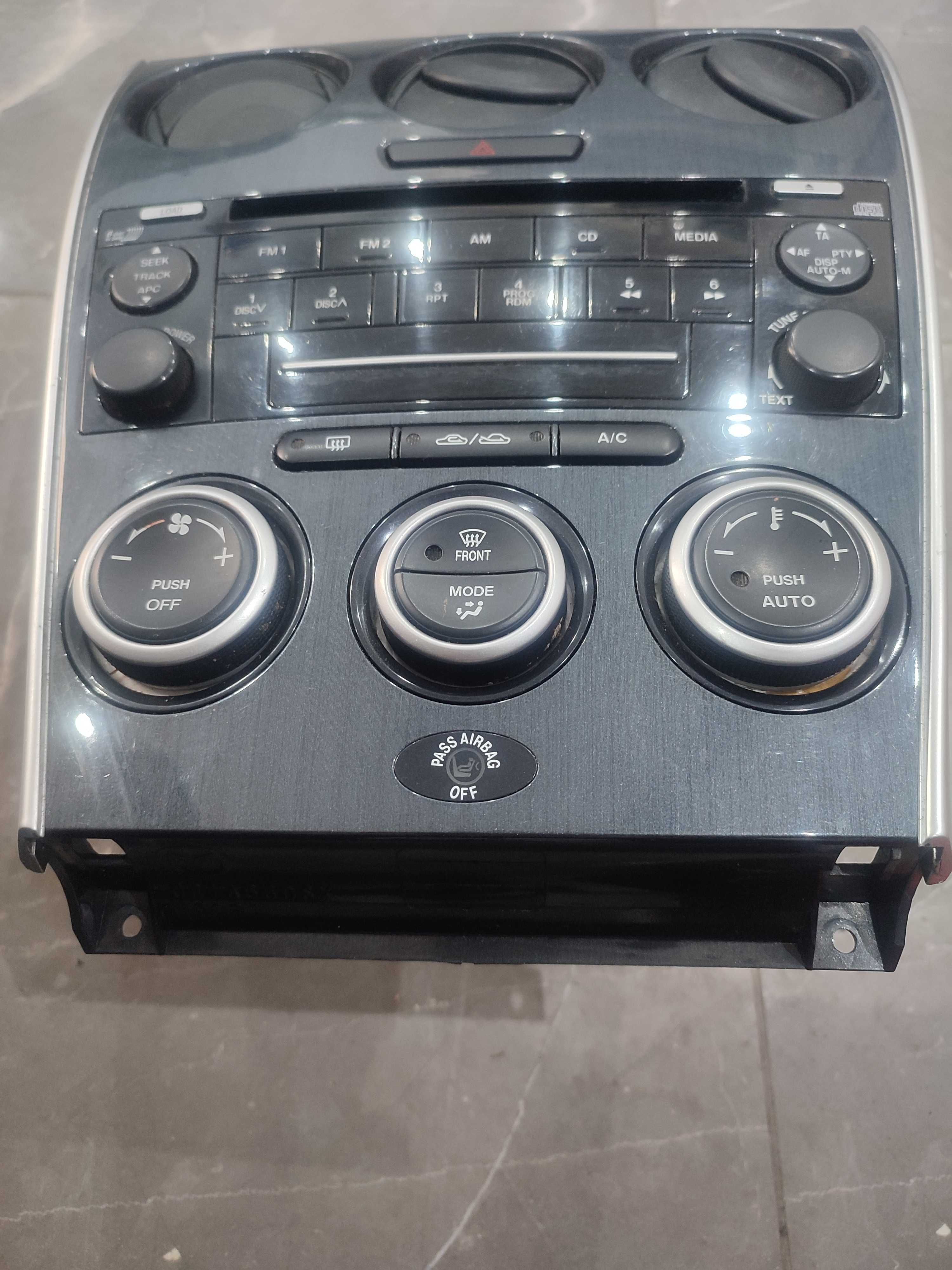 Radio panel klimatyzacji Mazda 6 Lift