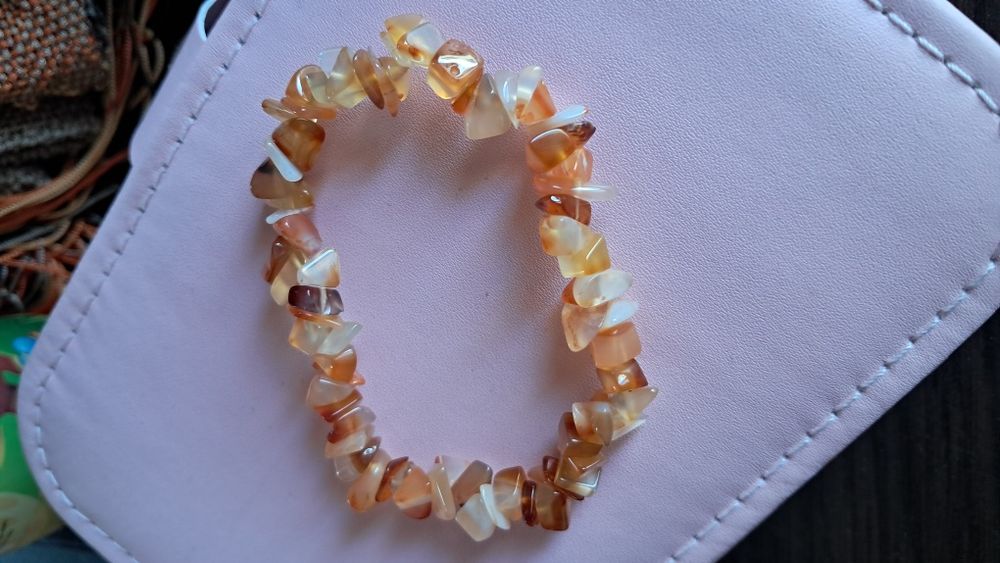 Прикраси з натурального каміння