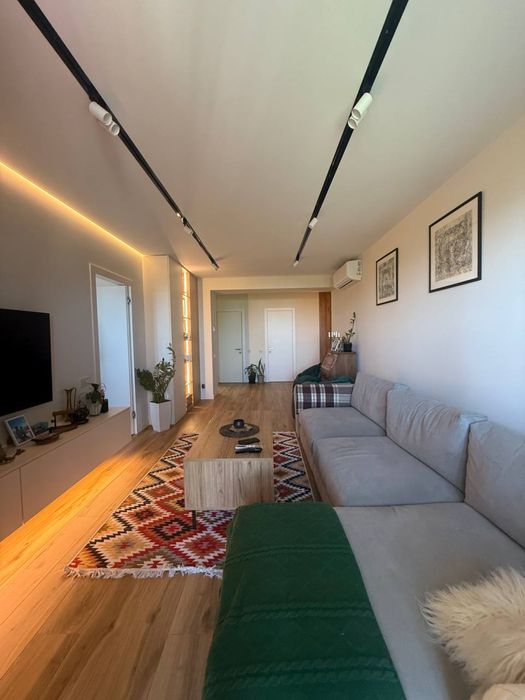 Продаж квартири з дизайнерським ремонтом вул. Жасминова