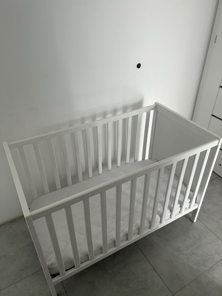 Łóżeczko dziecięce 120x60