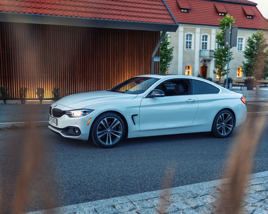 BMW Seria 4 BMW F32 430i | 2020 | Niski przebieg 19 600 km | Bogate wyposażenie |