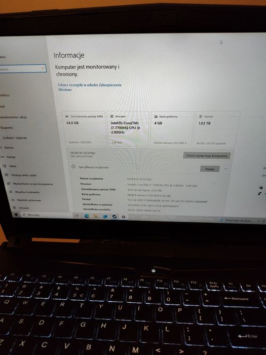 Laptop gamingowy CLEVO/SIM