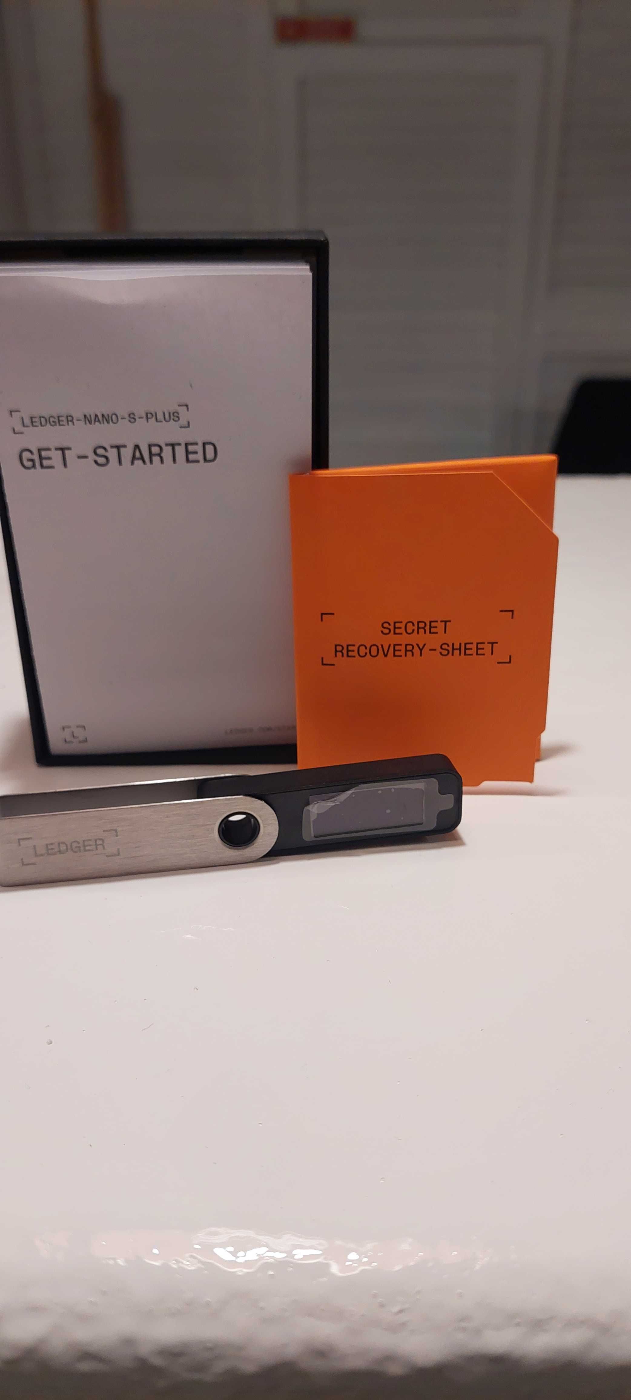 LEDGER NANO S PLUS