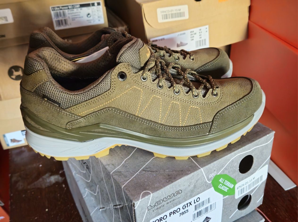Кросівки Lowa Toro Pro gtx.Рзмір 42,45