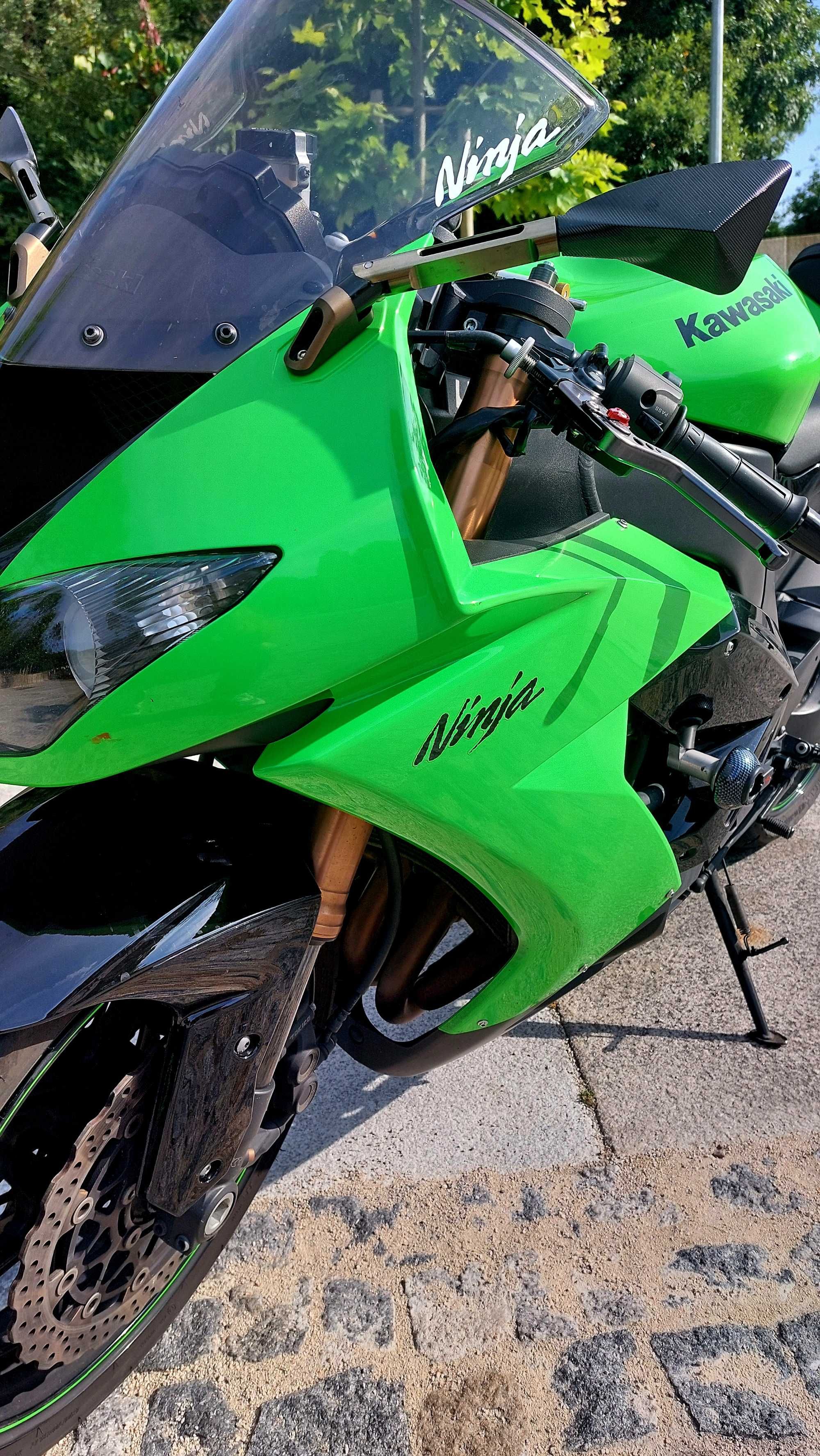 Kawasaki ZX 10r .
