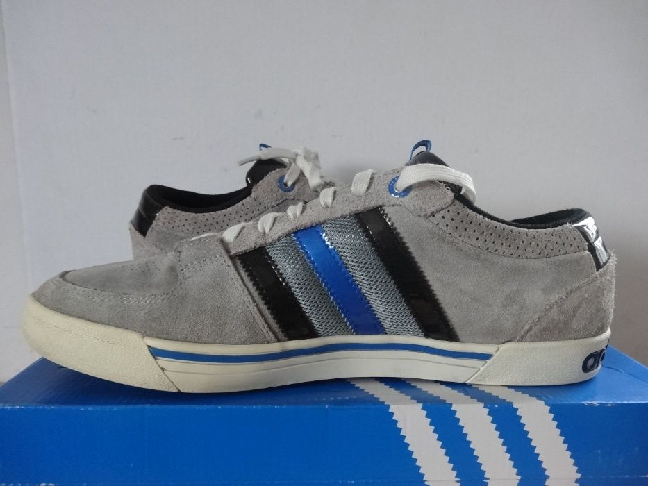 Buty Adidas Vespa roz 44 2/3 Trampki Sportowe Adidasy