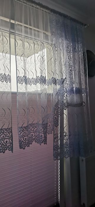 Firanka piekna biała