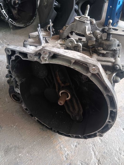 Caixa velocidades manual  mini cooper D R56 ano 2007