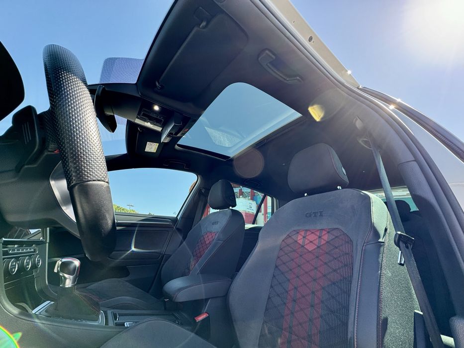 VW Golf 7.5 GTI TCR Akrapovic