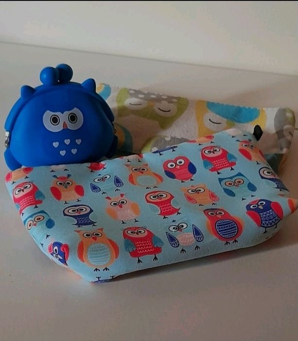 porta moedas e 2 bolsas