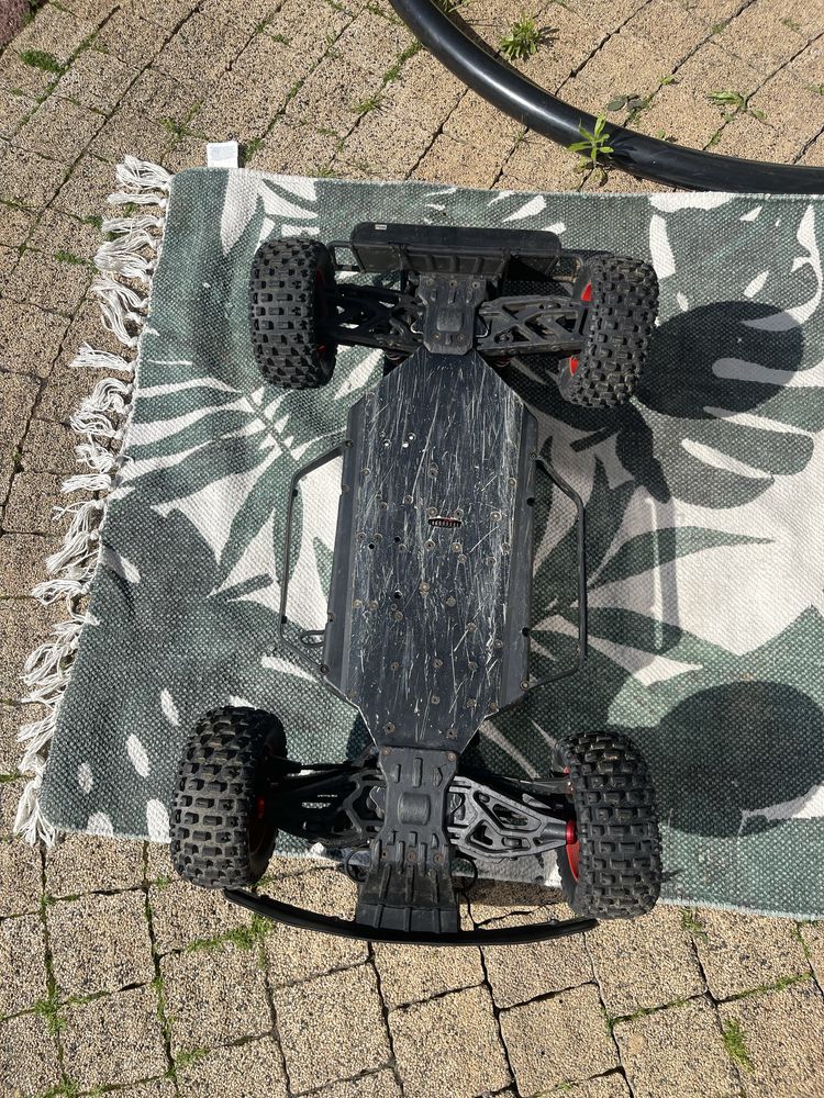 Model rc Arrma MOJAVA z aparaturom
