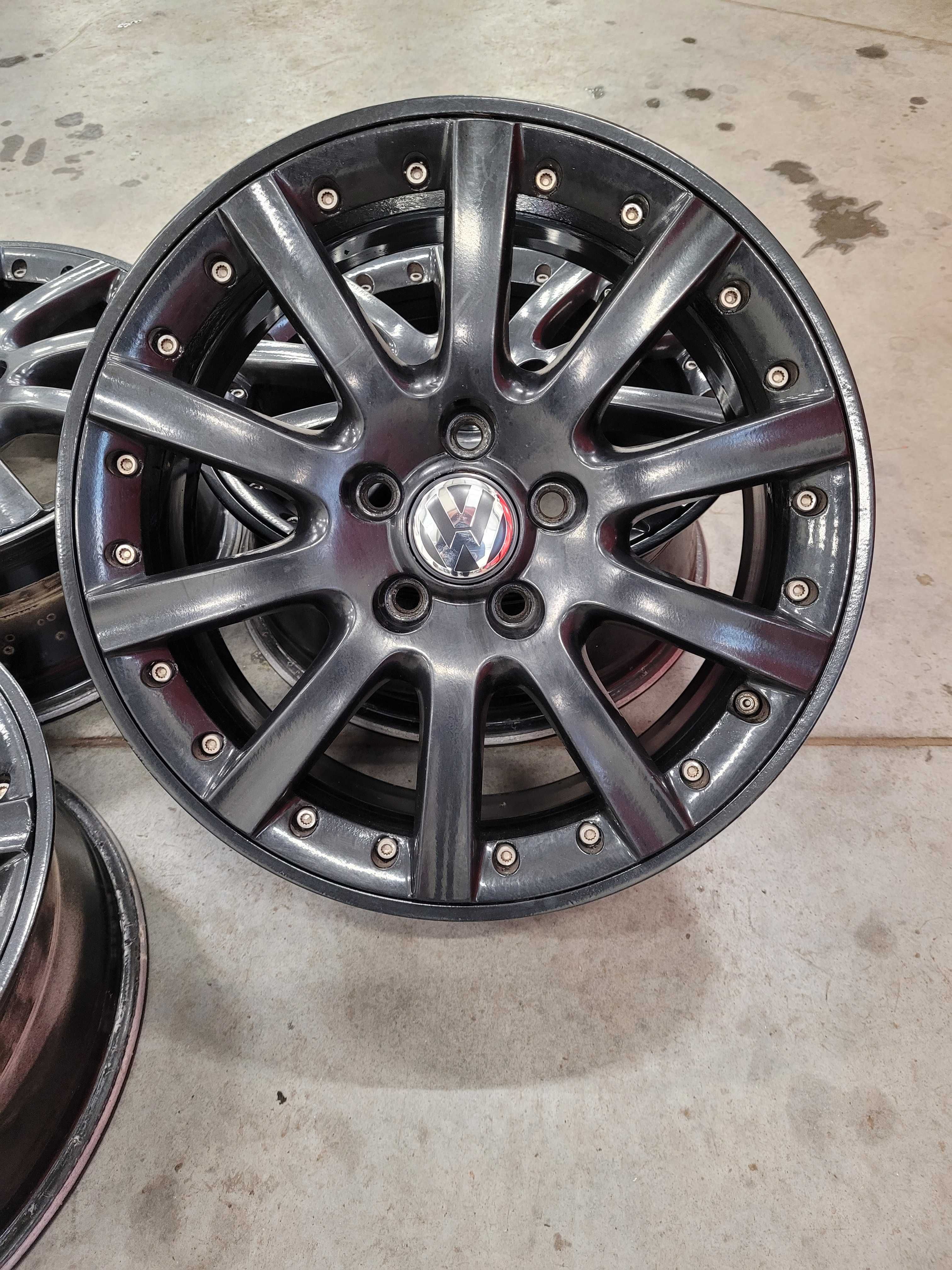 Komplet felg Volkswagen R 17 rozstaw 5x112 ET54 J7