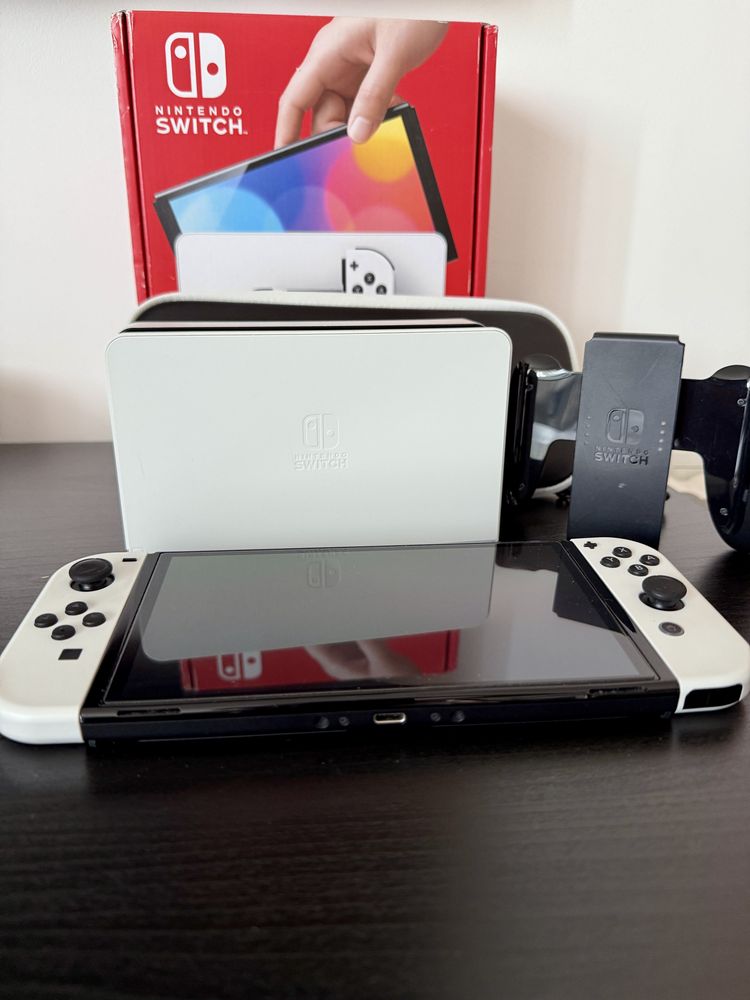 NINTENDO Switch OLED+ karta pamięci+etui