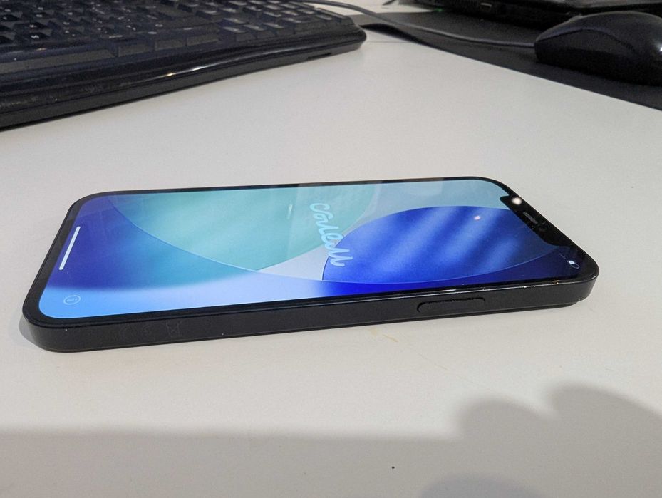 iPhone 12 128 GB • Dobry stan • 3 Etui GRATIS!