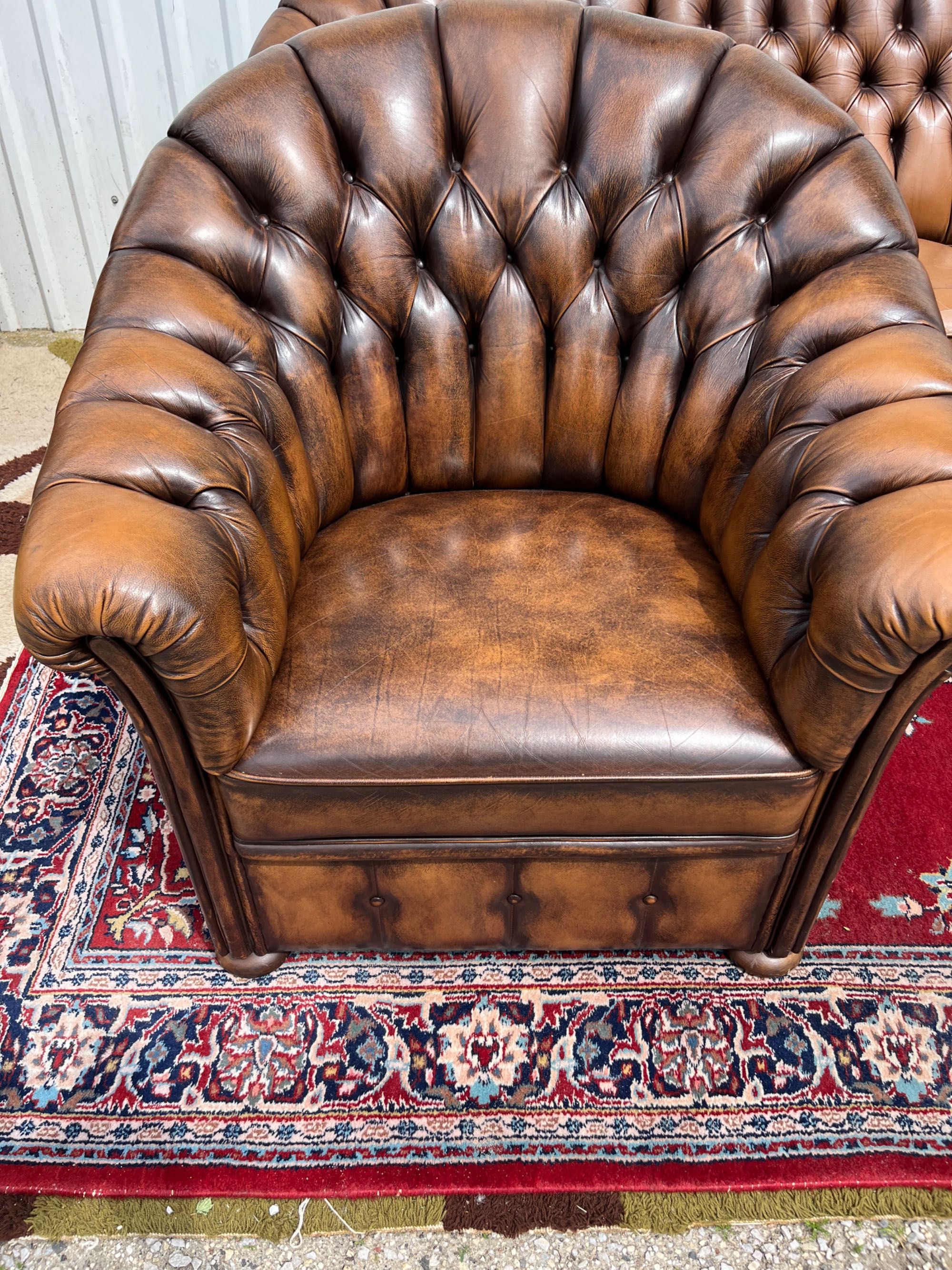 Komplet wypoczynkowy Chesterfield .