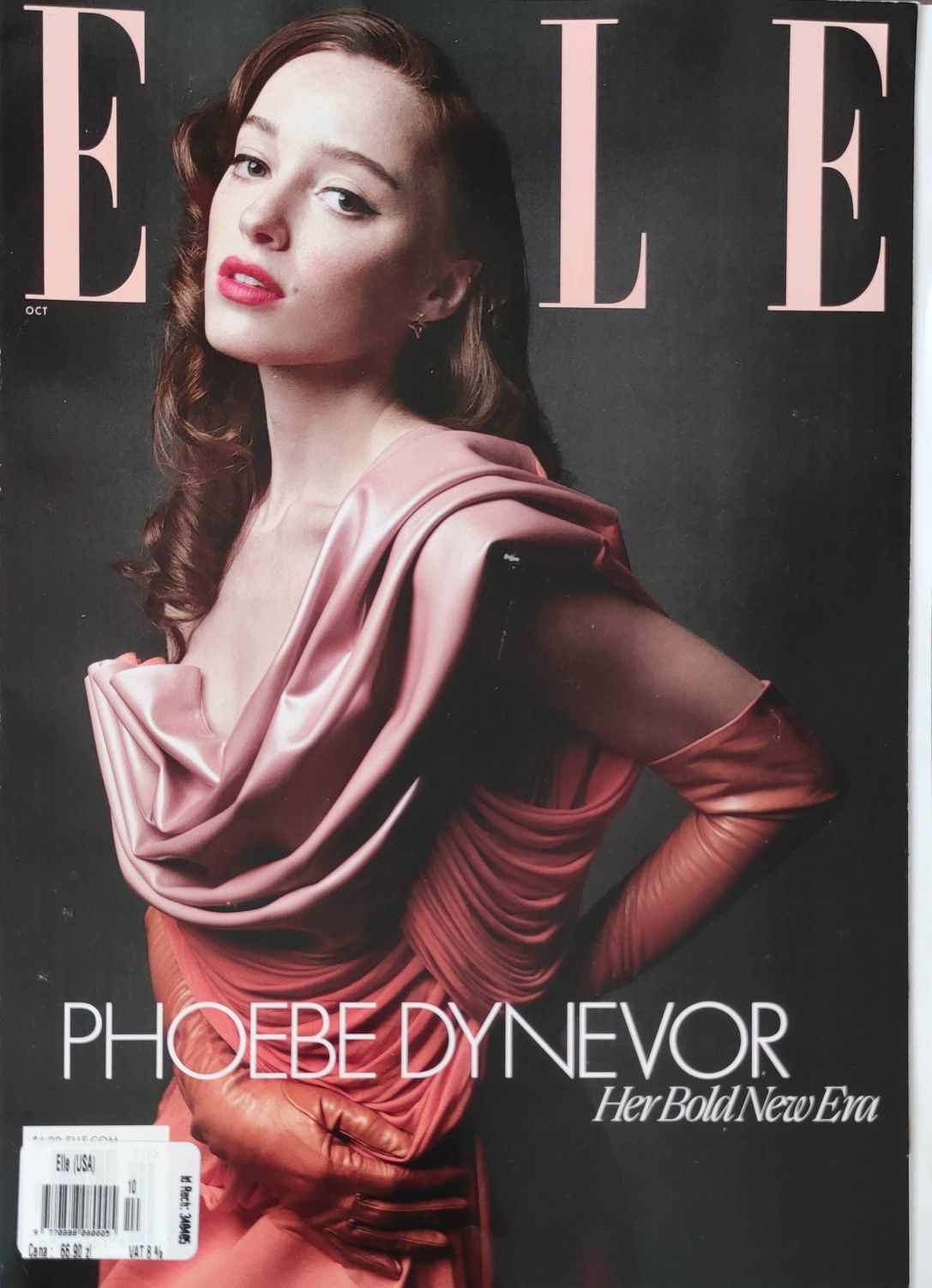 Magazyn ELLE USA 10/23 Phoebe Dynevor moda
Młoda fala mody, no