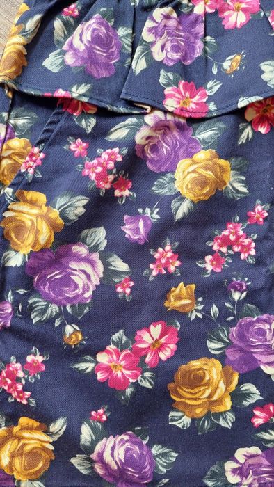 Sukienka włoska Zara w kwiaty krótka / piękne kolory